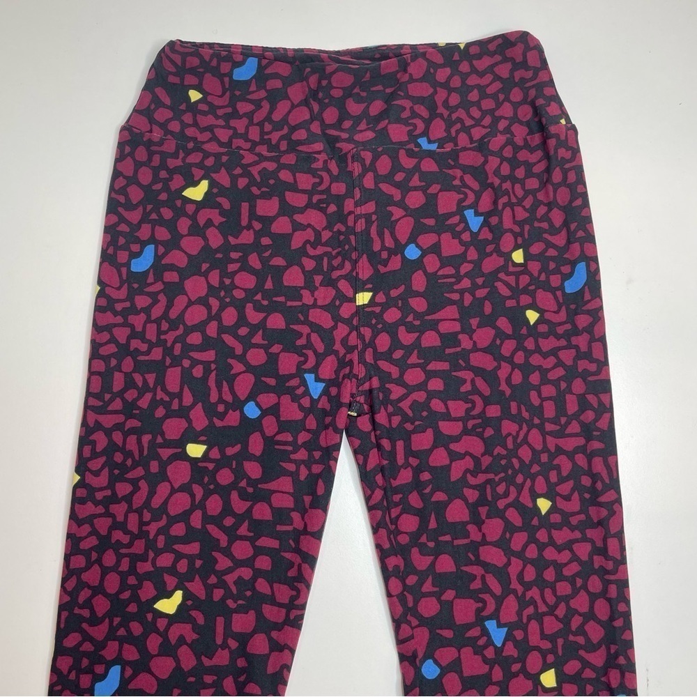LuLaRoe Leggings OS One Size Set of 3 Black Backgrounds Triangles Floral Pebbles - Picture 2 of 7